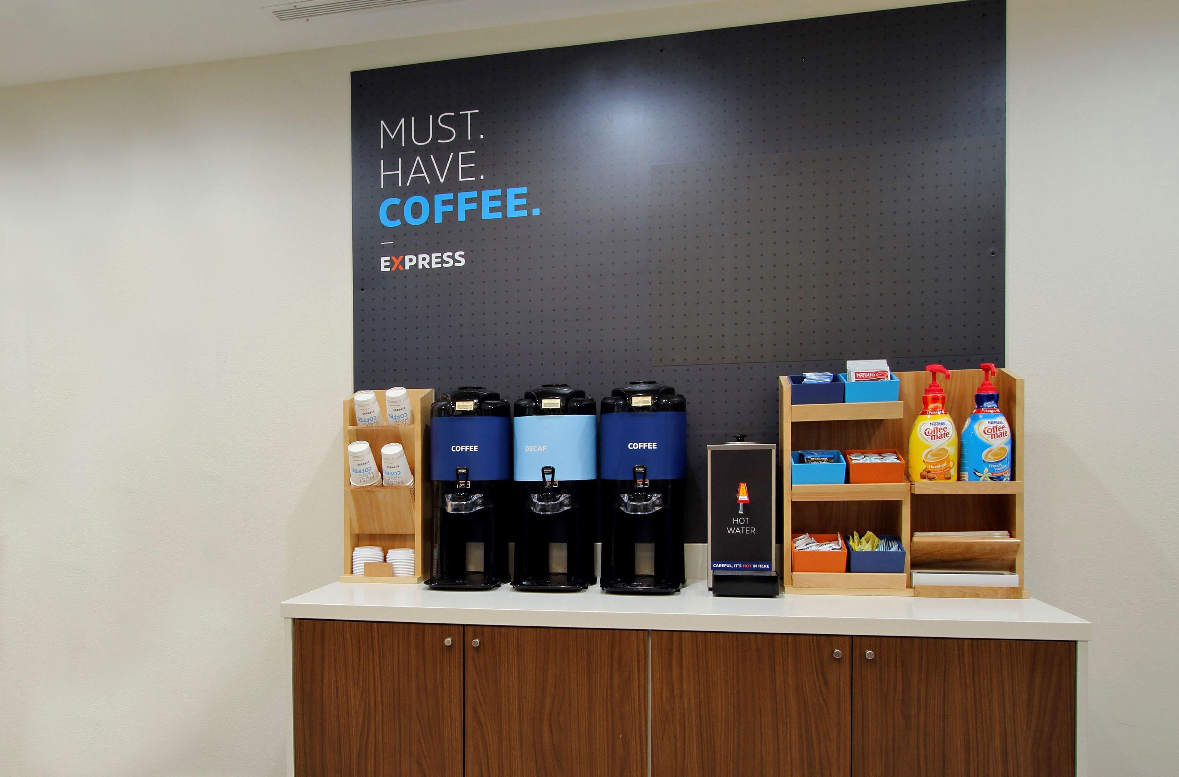 Holiday Inn Express & Suites Morristown By Ihg Екстериор снимка