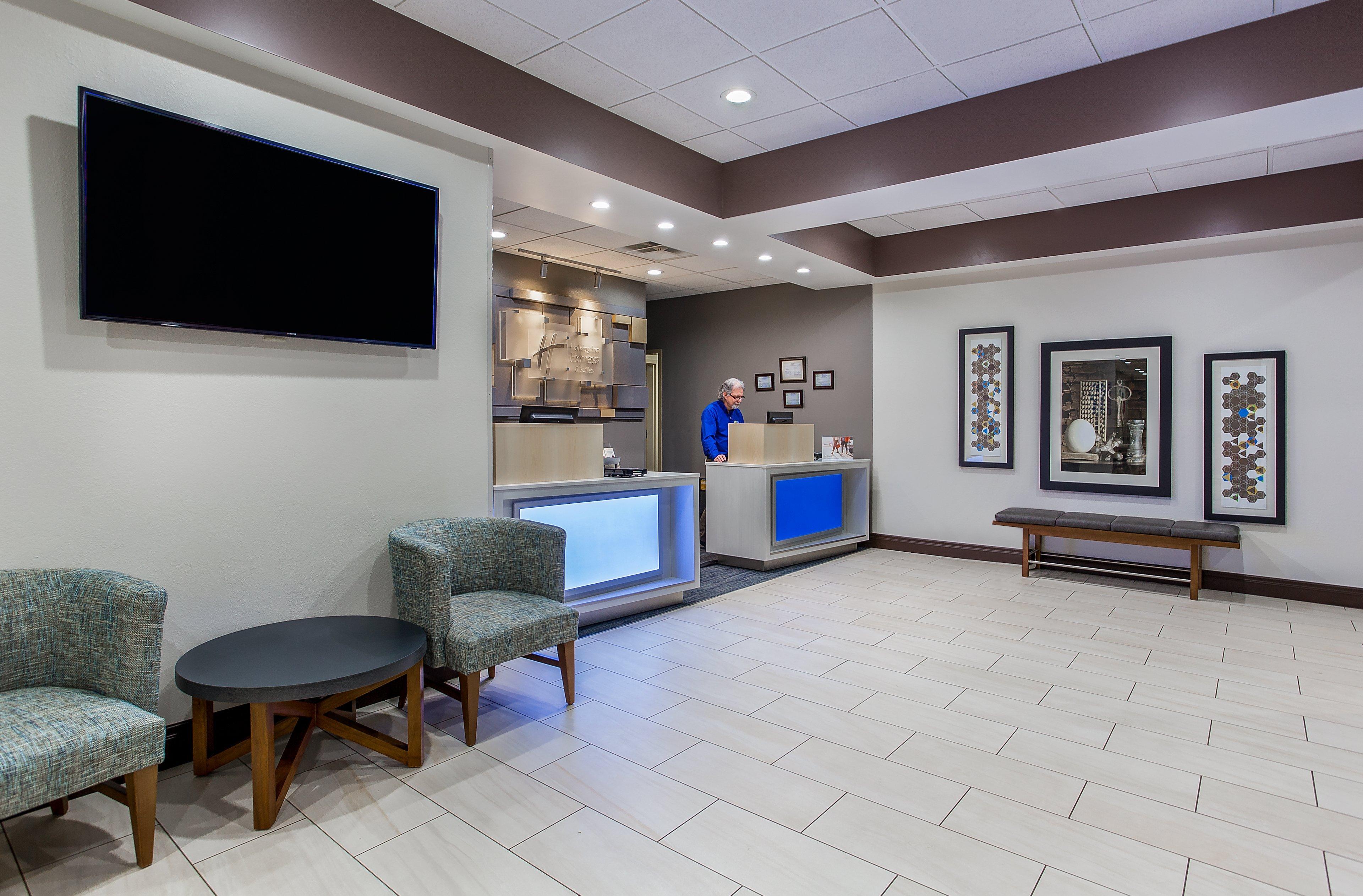 Holiday Inn Express & Suites Morristown By Ihg Екстериор снимка